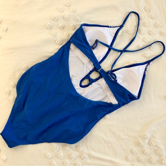 CUPSHE Swimsuit One Piece Boho Plunge-Neck Lace - Picture 4 of 16